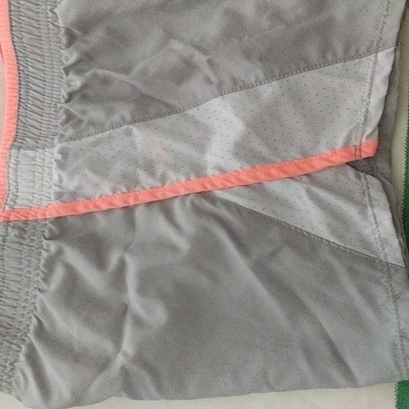 Nike dri fit Short size s - Picture 4 of 4